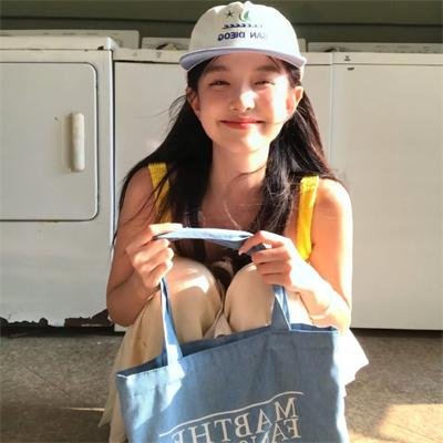 蓝精灵 海报